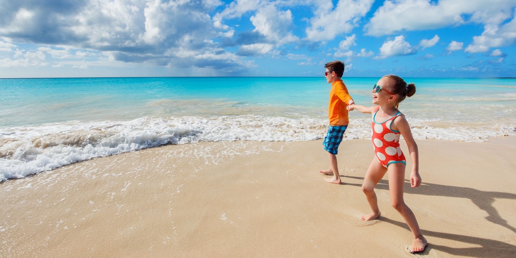 How to Plan a Beach Day with Kids | joovy magazine